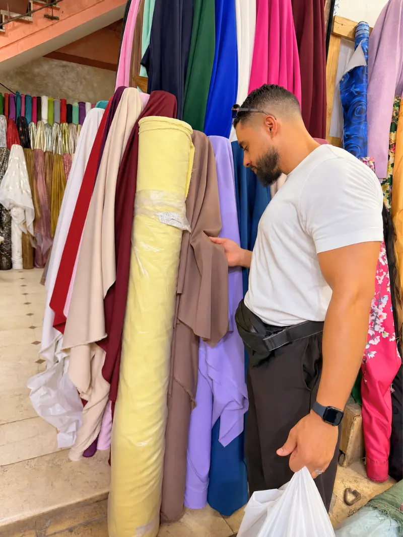 Kwayse muslim digital marketing agency - founder - Abdurahman Ecommerce Founder image 01